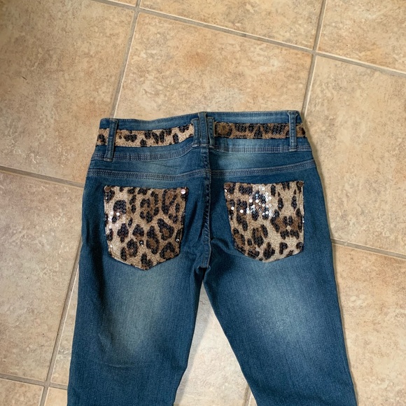VENUS Denim - Venus Lepoard Printed Detail Jeans